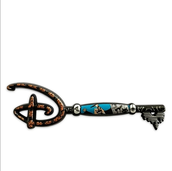 The Nightmare Before Christmas Collectible Key Pin - Picture 4 of 6